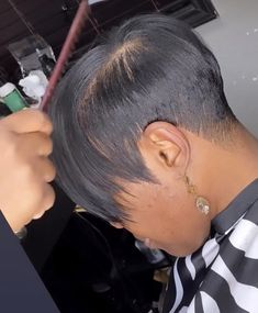 Missy Elliot Hairstyles, Pixie Quickweave For Black Women, Short Pixie Quick Weave Black Women, Pixie Quick Weave Black Women, Short Hairstyle Blackwomen Pixies, Jet Black Pixie Haircut Black Women, Short Quick Weave Hairstyles