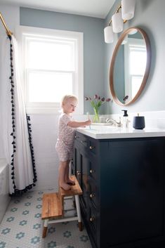 Come check out the reveal of our brand new kids' bathroom. It's a fun, happy, and bright space for our two darling kiddos to enjoy. Budget Powder Room, Navy Bathroom, Renovation Budget, Old Bathroom, Diy Playbook, Powder Room Design, Boys Bathroom, Main Bathroom