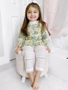 Stylish Frocks, Pakistani Kids Dresses, Lace Designs On Suits, Cotton Suit Designs, Festival Dresses, Eid Festival, Kids Ethnic Wear