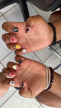 Unisex Nail Art, Short Masculine Nail Art, Masc Nails Ideas Simple, Male Acrylic Nails, Men’s Acrylic Nails, Masculine Nails Art, Masculine Nail Ideas, Short Nail Designs Masculine, Short Nails Masc