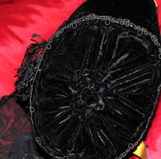 An very easy guide to Making your own Victorian or Regency bonnet | Hathaways of Haworth Regency Fabric