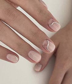 Minimal Silver Nails, Short Mail Inspired, Rubber Nails, Short Nails Design, Minimal Nail