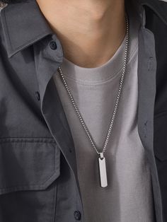 Men With Necklaces Mens Fashion, Guys Wearing Necklaces, Mens Jewelry Outfit, Mens Fashion Jewelry Accessories, Male Silver Necklace, Asian Men Jewelry, Cool Mens Necklace, Mens Jewelry Necklace Silver, Guys Jewelry Necklaces