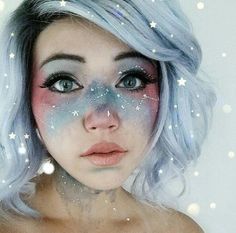 Pecas espaciales Galaxy Face Paint, Face Makeup Halloween, Watercolor Makeup, Make Up Halloween, Galaxy Makeup, Drag Make-up, Kawaii Makeup