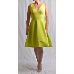 Fit And Flare Dress V Neck Size 4 Lime Color B5 Elegant Spring V-neck Dress For Gala, Elegant V-neck Dress For Spring Gala, Formal Green Fitted V-neck Dress, Spring Evening V-neck A-line Dress, Spring Gala Fit And Flare Midi Dress, Chic Fit And Flare V-neck Dress For Formal Occasions, Green Semi-formal Summer Dress, Green V-neck Midi Dress For Gala, Formal Green A-line V-neck Dress