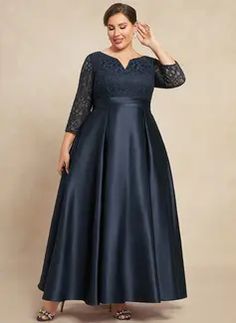 New Look Clothes, Plus Size Fashion Dresses, Family Dress, Bride Team, Plus Size Evening Gown, African Attire Dresses, Lace Prom Dresses, Mother Of The Bride Dresses Long, Classy Gowns