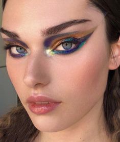 Nikkie Tutorials Makeup, Commercial Makeup, Multichrome Eyeshadow, Model Portraits, Aesthetic Center, Work Makeup, Crazy Makeup, Makeup On Fleek, Slumber Party