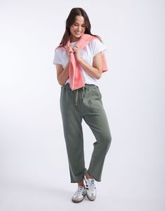 DESCRIPTION Ultra comfortable and oh-so-stylish, you'll love the Raw Edge Lounge Pant from White & Co. Crafted from super soft un-brushed French Terry, these lounge pants are an everyday must-have! These stylish pants feature an elastic waistband, relaxed straight-leg silhouette, front patch pockets and back jet pockets. Considered details like the matching drawcord, top stitch detail colour pop bar tack and raw finished hem elevate these weekend essentials. Still browsing? Discover our full ran Soft-washed Pants For Spring Loungewear, Soft Casual Bottoms For Everyday, Casual Soft Bottoms For Everyday, Soft Casual Everyday Bottoms, Casual Soft-washed Sweatpants For Loungewear, Soft Casual Bottoms For Spring, Casual Soft Bottoms For Spring, Super Soft Relaxed Fit Casual Sweatpants, Super Soft Relaxed Fit Bottoms