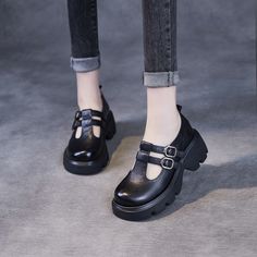 Gender: Women Type: Mary Jane Shoes Main Materials: Cowhide Insole: Pigskin Sole: Rubber Type of... Mary Jane Shoes Black, Zapatos Mary Jane, Pig Skin, Leather Buckle, Mary Jane Shoes