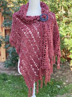 Rustic Red Tweed Shawl With Fringe Crochet Hemp Knit - Etsy Fringe Crochet, Red Crochet, Shawl Pins, Pretty Cards, Crochet Shawl, Worsted Weight, Shawls And Wraps, Boho Hippie, Scarf Shawl