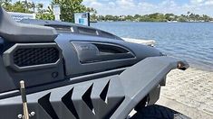 a close up of the front end of a boat