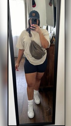 Casual outfit , oversized tee, biker shorts , everyday outfit , summer outfit , spring outfit , ootd Plus Size Summer Outfits Sporty, Comfy Biker Shorts Outfit, Curvy Jean Shorts Outfit, Sports Tee Outfit, Bike Shorts And Oversized Tee, Brown Biker Shorts Outfit, How To Style Biker Shorts, Biker Shorts Outfit Summer Casual, Arizona Summer Outfits