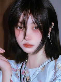 Cocky Expression, Korean Reference, Face Drawing Reference, Asian Eye Makeup, Shooting Photo, Asian Makeup, Portrait Inspiration, Pretty Makeup