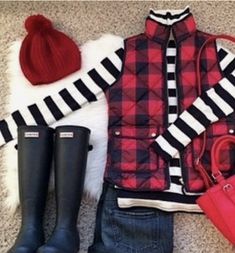 Plaid Puffer Vest, Puffer Vest Outfit, Winter Shopping, Red Buffalo Plaid, Clothes Winter, Handbag Outfit, Outfits Winter