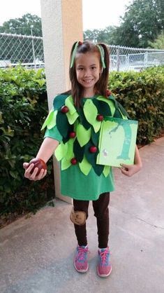 The Giving Tree Costume, Giving Tree Costume, Childrens Book Character Costumes, Story Book Costumes, Character Day Ideas, Literary Costumes