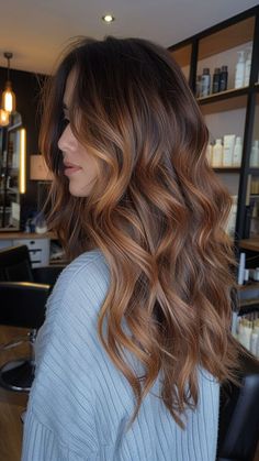 25 Hair Colors That Brunettes Will Love in 2024 | Lookosm Natural Color Balayage, Natural Fall Hair Color, Balayage Hair 2024 Trends, Caramel Balayage Brunettes, Caramel Copper Balayage Brunettes, Bayalage Brunette 2024, Balayage Brunette Caramel, Caramel Brownie Hair, Balyage Caramel