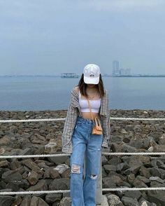 Fort Poses, Outer Outfit, Rpw Ports, Sharpen Icons, Foto Aesthetic, Outfit Street, Korean Casual Outfits, Korean Girl Fashion, Summer Fashion Outfits