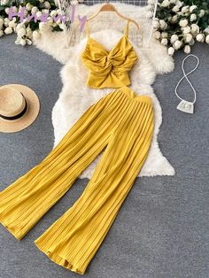 47580525756584 Criss Cross Twist, Draped Pants, Drape Pants, Beach Suit, Short Pant, Sleeveless Outfit, Vintage Material, Pant Length, Pant Style