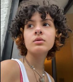 Color Block Hair, Really Curly Hair, Shot Hair, Curly Pixie Hairstyles, Dyed Curly Hair, Short Locs Hairstyles, Curly Hair Styles Easy