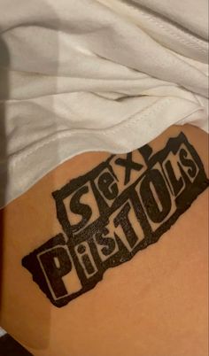 Trapstar Tattoo Ideas, Nu Metal Tattoo, Punk Tattoo Grunge, Punk Tattoo Ideas, Punk Rock Tattoos, Rock And Roll Tattoo, Rock Tattoos, Punk Tattoos, Punk Tattoo