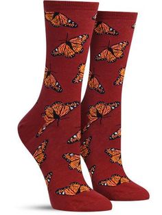 While Monarchs are orange & yellow in variation, add an even greater pop of color these fun socks. Spread your wings like the butterfly you are! Butterfly Socks, Sock Ideas, Superhero Socks, Awesome Socks, Pretty Socks, Silly Socks, Animal Socks, Gamine Style, Monarch Butterflies