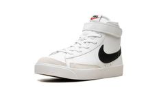 Blazer Mid 77 (PS) DA4087 100 Kids Blazers, Team Orange, Nike Blazer Mid 77, Blazer Mid, Stadium Goods, Nike Kids, Nike Basketball, Nike Blazer, White Shoes