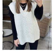 Off White Color. Perfect Condition White Sweater Vest For Winter Layering, Casual White Sweater Vest For Winter, Trendy White Winter Sweater Vest, White Sweater Vest For Fall Layering, Mustard Sweater, Loose Fit Sweater, Women Sweaters Winter, Waffle Knit Sweater, Sweater Trends