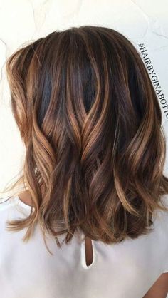 Brunette Short, Chocolate Brown Hair Color, Hair Brunette, Brown Hair Balayage, Pinterest Hair, Hair Appointment, Hair Color Highlights, Trendy Hair Color, Penteado Cabelo Curto