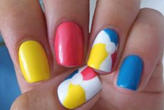 Beach ball !! Beach Ball Nails Designs, Beach Ball Nails, Pool Party Nails, Collab Ideas, Ball Nails, Bright Summer Nails, Jamaica Vacation