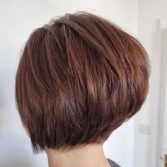 45 Graduated Bob Haircuts Trending for 2023 Back View Of Bob Hairstyles, Swing Bob Haircut, Short Graduated Bob, Graduated Bob Hairstyles, Haircuts Trending, Beach Hairstyles For Short Hair, Kinds Of Haircut, Graduated Bob Haircuts, Stacked Haircuts