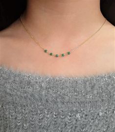 Beaded Emerald Necklace Delicate Choker Necklace, Delicate Choker, Make Fashion, Gold Necklace Simple, Emerald Bead, Emerald Necklace, Simple Jewelry, Minimalist Necklace, Beaded Choker