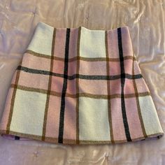 High Waisted Plaid Mini Skirt Never Worn Mini Pencil Skirt, Plaid Mini Skirt, Tan Brown, Pencil Skirt, Mini Skirt, Womens Skirt, Mini Skirts, Outfit Ideas, Womens Sizes