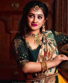 Traditional Bridal Look, Sari Blouse Styles, Indian Bridal Look, Blue Blouse Designs, Silk Saree Blouse Designs Patterns, Blouse Designs High Neck, Couple Wedding Dress, Wedding Saree Blouse