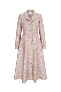 This iconic Hunter Coat Dress silhouette takes inspiration from a vintage hunting coat and is cut from our beautiful blush pink and burnished gold Italian jacquard cloth containing wool and silk. The tailored bodice nips in the waist and features an open collar and a high back neck pitch, as well as a flattering, fluid, semi-circular skirt with side seam pockets. The coat is fully lined in silk. High ball covered buttons add a beautiful feature as well as a secure fastening, giving you the confi Suzannah London, Hunt Coat, Metal Dress, Vintage Hunting, Vintage Couture, Dress Silhouette, Complete Outfits, Formal Style, Royal Fashion