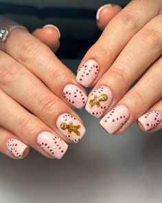 Gingerbread Dreams & Candy Cane wishes 🩷 @the_gelbottle_inc Lady Biab, Private Collection, Daisy, Jumanji @lucypastorellitools_ prep… | Instagram Art Ideas Christmas, Gingerbread Nails, Almond Nails Designs Summer, French Manicure Acrylic Nails, Easy Designs, Hippie Nails, Cute Christmas Nails