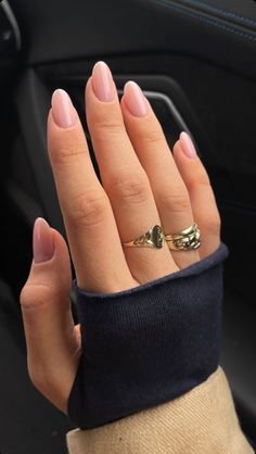 Nail Inspo 2023, Beige Nails, Fall Acrylic Nails, Inspiration Aesthetic, New Nail, Short Acrylic Nails Designs, Gradient Nails, Oval Nails