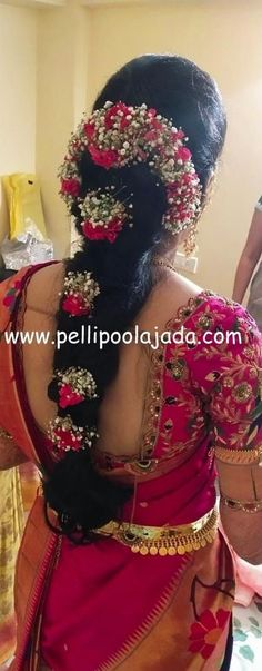 Hair Accessories For Women Wedding, Indian Party Hairstyles, Hair Gajra, Bridal Hair Decorations, Tiara Hair