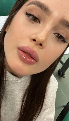 Pretty Nose, Lip Enhancement, Lips Makeup