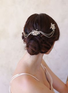 Sleek Bridal Updo, Bridal Accessories Headpieces, Wedding Hairstyles And Makeup, Tiara Hairstyles, Veil Hairstyles, Hair Adornments, Bridal Updo, Floral Headpiece