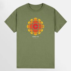 Welcome to small business!  Shop CBC Radio Canada  Retro Canada T- shirts right here! These are Officially licensed CBC T-shirts from CF Designs. Featuring the classic 1974 logo designed by Burton Kramer. A lot of us grew up seeing this iconic logo here in Canada. It has now become a part of our national heritage, and considered to be one of the top logos in the world! Looking to load up on some more great CBC gear? Head over to our CBC shop here: https://www.etsy.com/ca/shop/CfdsgnsStore?ref=seller-platform-mcnav§ion_id=32883689     This heavyweight cotton t-shirt is a durable staple product with a classic fit. One of the most popular items, it has a relaxed style made for everyday and casual wear  - Seamless double-needle collar - Double-needle sleeve and bottom hems - 100% combed and ri Retro Screen Print T-shirt In Ring-spun Cotton, Unisex Retro Cotton T-shirt, Band Logo Cotton T-shirt, Retro Cotton T-shirt Made In Usa, Retro Ring-spun Cotton T-shirt With Graphic Print, Beach T Shirts, Oversized Tee, Relaxed Style, Radios