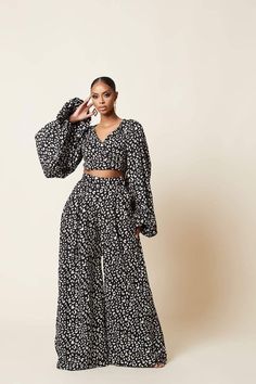 2piece Outfits, African Print Clothing, Classy Casual Outfits, Classy Casual, Flare Trousers, Ankara Styles, African Clothing, Fashion Summer, African Dress