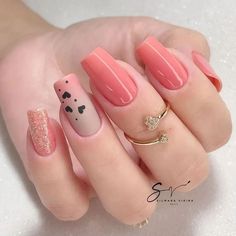 Fancy Nails Designs, Cute Acrylic Nail Designs, Blush Nails, Girls Nails, Heart Nails, Pretty Acrylic Nails, Fancy Nails, Short Acrylic Nails, Valentine's Day Nails