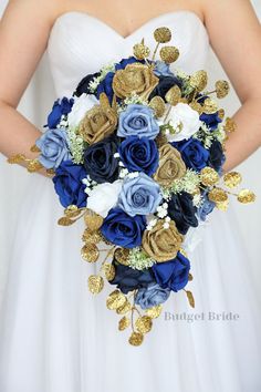 Ink blue, navy blue, royal blue and gold glitter roses with babies breath wedding flower brides bouquet with roses and peonies Blue And Gold Floral Arrangement, Blue And Gold Wedding Bouquet, Royal Blue And Gold Bouquet, Navy Blue And Gold Bouquet, Blue White And Gold Bouquet, Blue And Gold Flower Arrangements, Blue And Gold Wedding Theme