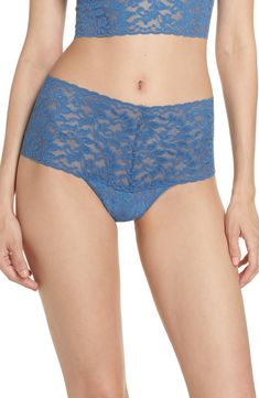 Women's Hanky Panky 'Retro' Thong, Size One Size - Blue Stretch Summer Bottoms With Delicate Lace, Spring Lace Brief Bottoms, Delicate Lace Brief Bottoms For Summer, Spring Lace String Bottoms, Spring Delicate Lace Brief Bottoms, Fitted Nylon Bottoms With Lace Trim, Seamless Lace Bottoms For Summer, Fitted Lace Trim Nylon Bottoms, Seamless Lace String Bottoms