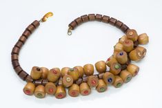 Miriam Haskell Wood Necklace 1930 Miriam Haskell Necklace, Wood Beads Jewelry, Miriam Haskell Jewelry, Jewelry Wood, Jewelry Ads, Wood Bead Necklace, Jewellery Inspiration, Miriam Haskell, Wood Necklace