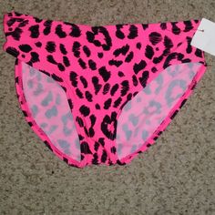 New Pink Leopard Print Bikini Bottom, Girl's Size Medium (7/8), Nwt. Fitted Playful Pink Tankini, Playful Pink Pool Bottoms, Pink Brief Tankini For Beach, Pink Brief Tankini For Vacation, Pink Tankini For Beach With Brief Bottom, Pink Playful Stretch Swimwear, Playful Pink Stretch Swimwear, Pink Stretch Tankini For Party, Trendy Pink Tankini