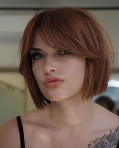 Kort Bob, Trendy Bob Hairstyles, Messy Bob Hairstyles, Oval Face Haircuts, Chin Length Hair, Short Bob Haircuts, Short Hair With Bangs, Bob Haircuts, Curtain Bangs