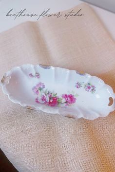 Vintage floral serving dish for flower arrangements Vintage Rose, Vintage Roses, Floral Arrangement, L Shape, Serving Dishes, Vintage Floral, Floral Arrangements