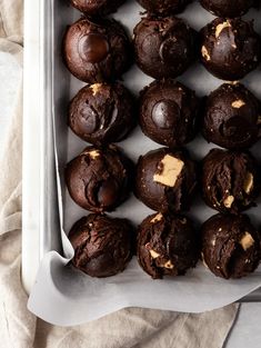 chocolate cookies with peanut butter in a baking pan