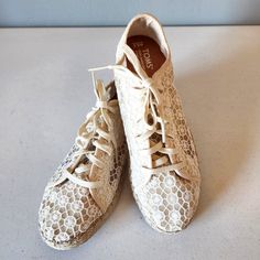 "New" Fantastic Looking Cream Lace Espadrille By Toms. Lace Up Style, Cushioned Foot Bed, 1/2" Woven Platform, Rubber Soles, New, Never Worn, Only Tried On:) Rt 75.00 Approx. Perfect Wedding/Event/Summer Shoe! Spring Lace-up Espadrilles With Laces, Spring Espadrilles With Laces And Round Toe, Spring Lace-up Espadrilles With Round Toe, Toms Espadrilles, Lace Espadrilles, Summer Shoe, Foot Bed, Cream Lace, Toms Shoes